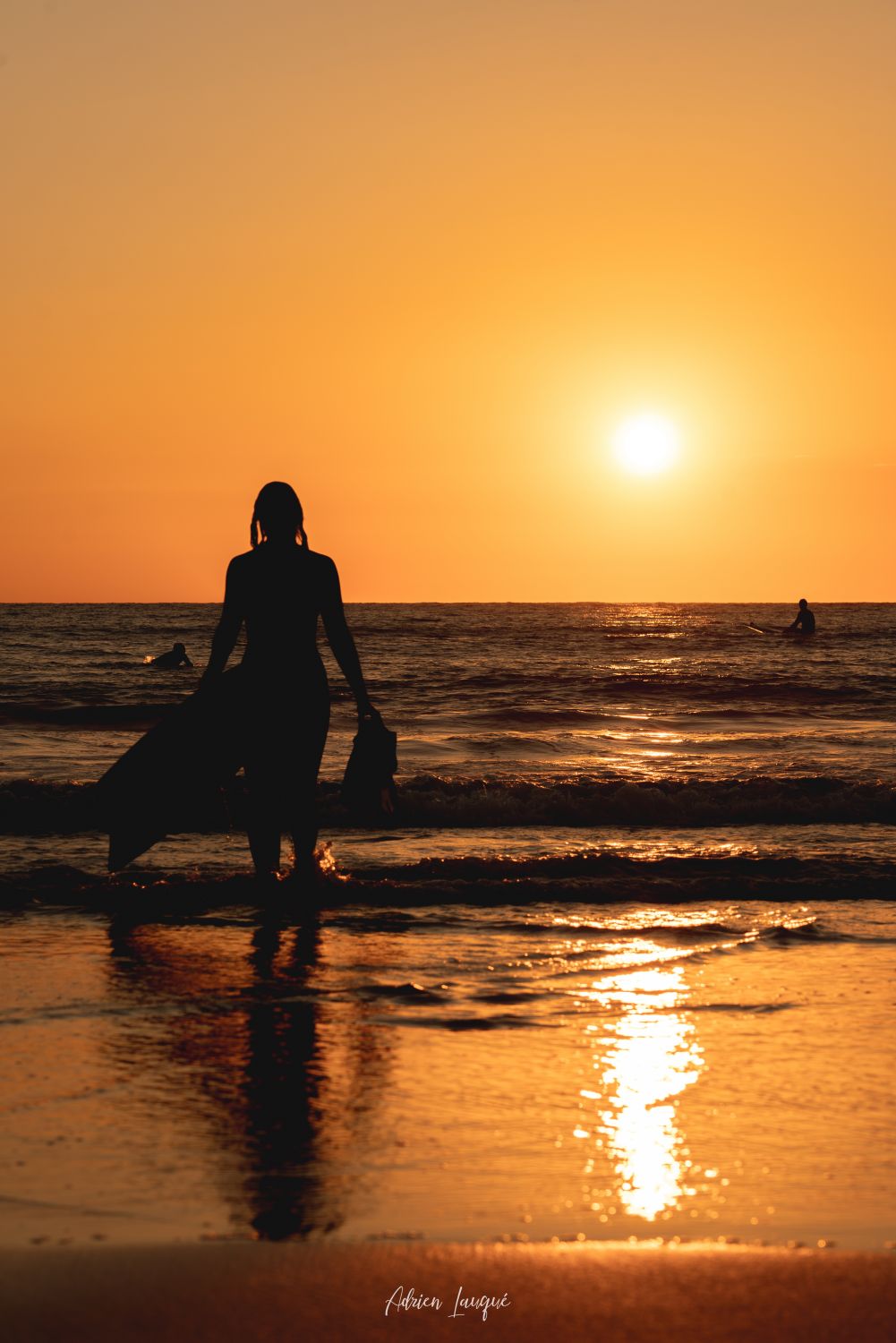 Silhouette surfeuse